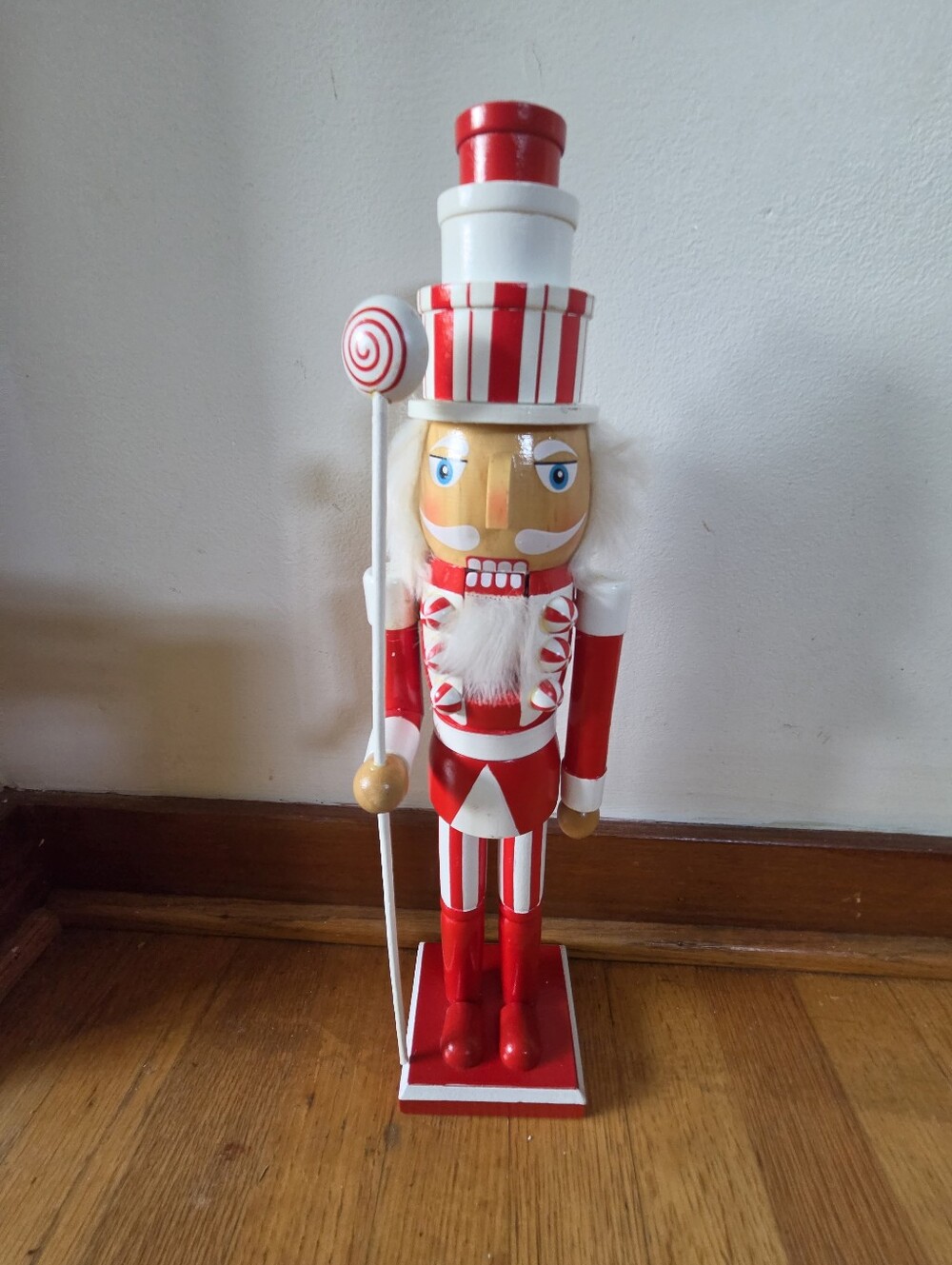 Peppermint Holiday Nutcracker Decor